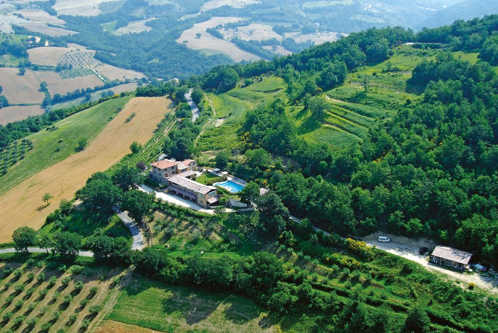 Le Torracce Agriturismo Olistico Hotel Valfabbrica Kültér fotó