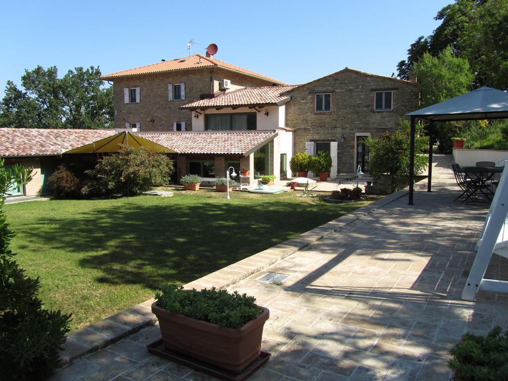 Le Torracce Agriturismo Olistico Hotel Valfabbrica Kültér fotó